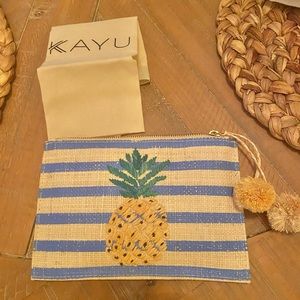 Kayu by Tommy Bahama clutch